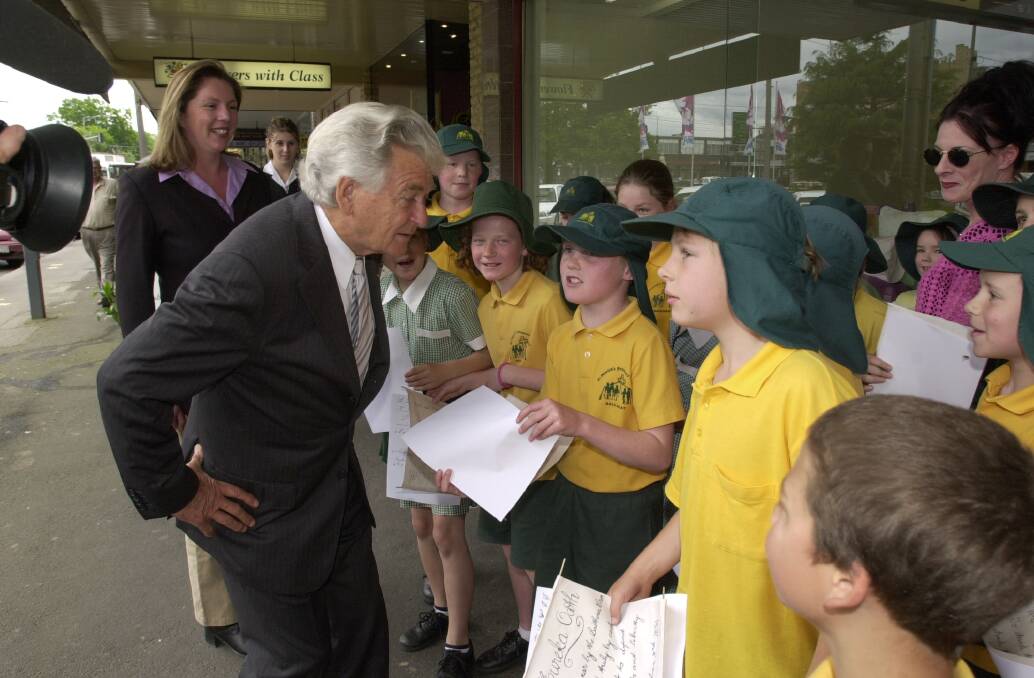 MAN OF THE PEOPLE: The late Bob Hawke had a way of making people realise they were on the same side. Picture: BALLARAT COURIER