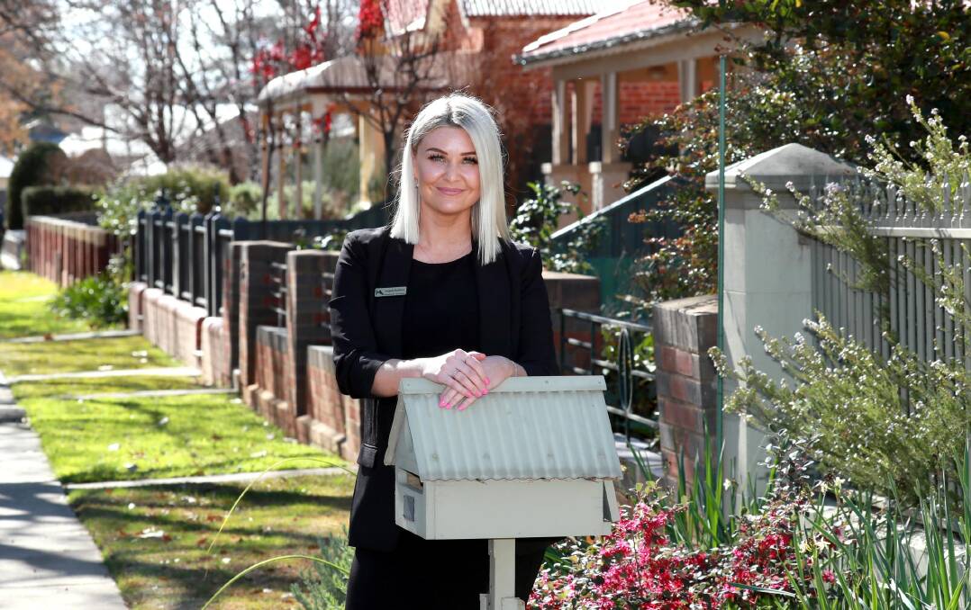 READY: Fitzpatricks sales consultant Angela Robbins is ready to buy a house of her own after stumbling upon her 'dream home'. Picture: Les Smith