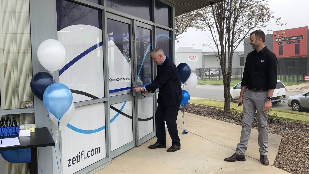 OPENING: Deputy Prime Minister Michael McCormack and Zetifi CEO Daniel Winson cur the ribbon to officially open the new factory. Picture: Rachel McDonald