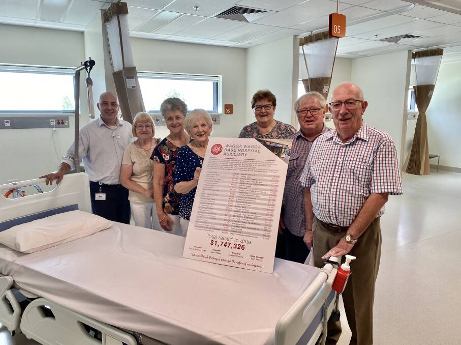PRESENTATION: Wagga Wagga Base Hospital General Manager Troy Trgetaric with auxiliary members Catherine Pierce, Elizabeth Parsons, Gloria Mason, Eddie Mason and Rodney Parsons. Picture: Contributed