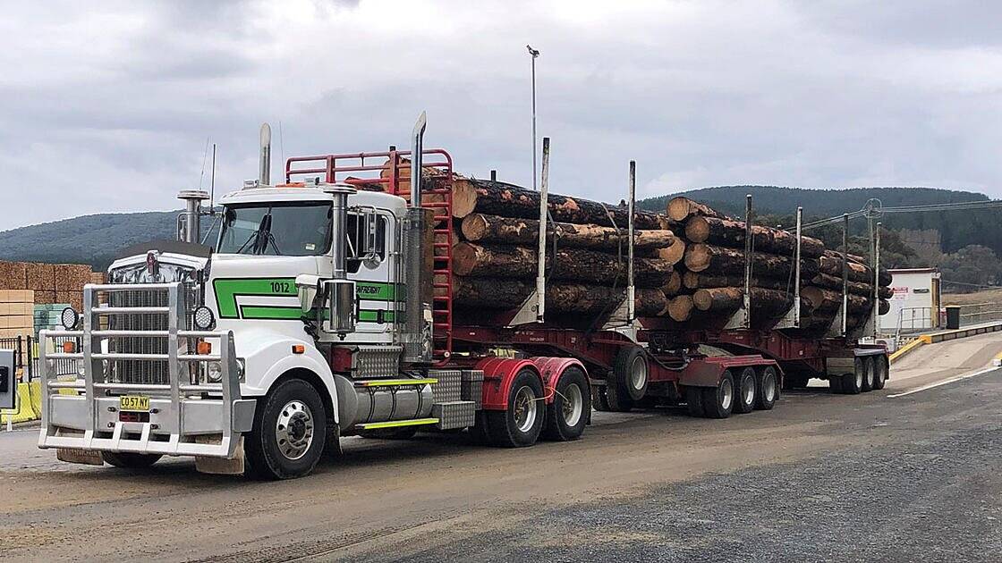 The last of the burnt log arrives at the Hyne Timber Tumbarumba Mill on Tuesday. Picture: Hyne Timber 