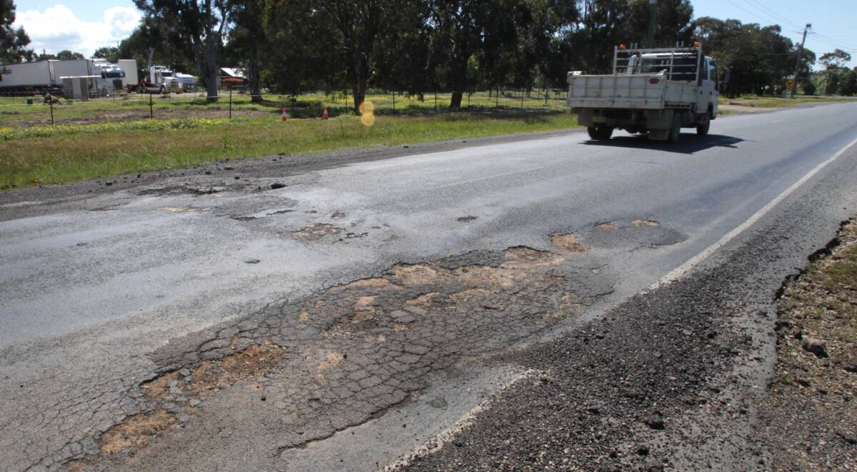 Wagga council approves campaign on federal roads funding