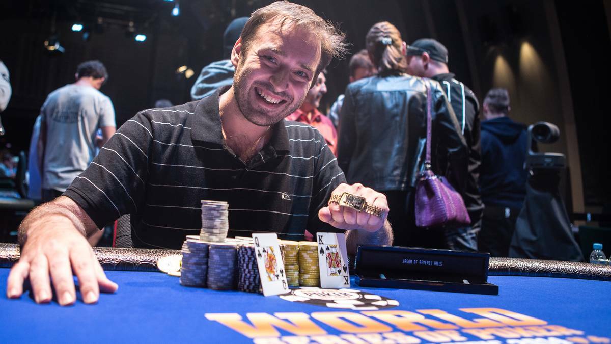 Luke Brabin claims a World Series of Poker gold bracelet after a tournament victory in 2014.