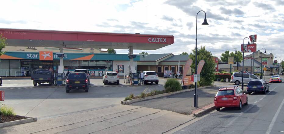 The Caltex service station on Wagga's Fitzmaurice Street, where Belinda Gae Billings, 38, of Mount Austin, used a stolen credit card to purchase vouchers for an online payment playform. Picture: Google Maps