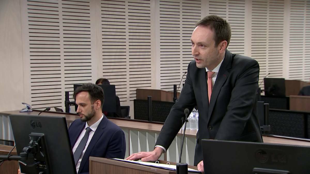 Counsel assisting ICAC, Scott Robertson, tells the hearing 's opening day in September that the anti-corruption body will examine whether former Wagga MP Daryl Maguire used his position for personal gain. Picture: ABC