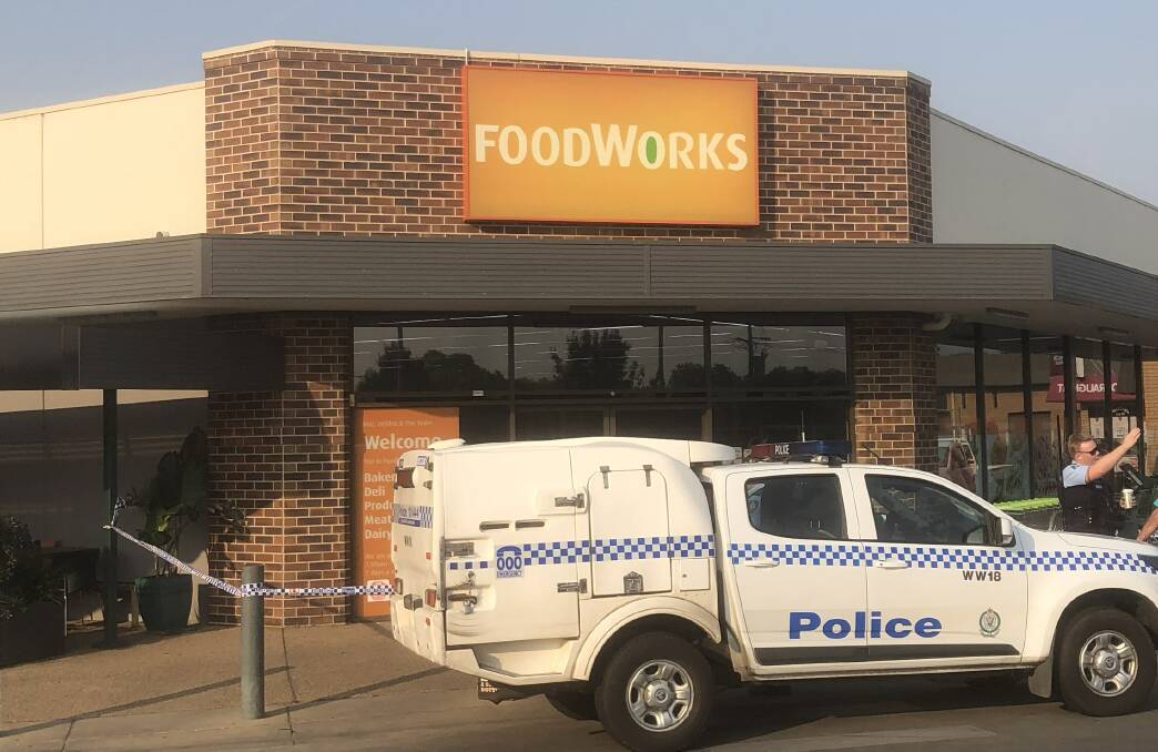 Police respond to an armed robbery at Lake Albert Foodworks on Monday morning. Picture: REX MARINICH 