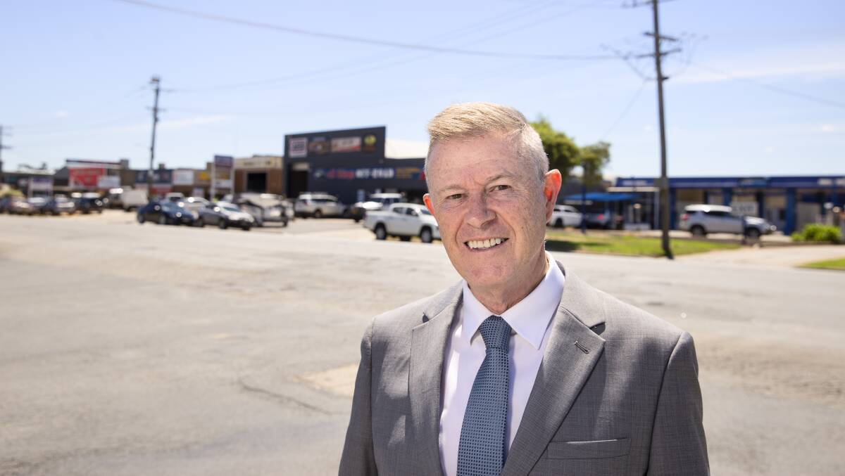 CHANGES: Independent candidate for Wagga council Rob Sinclair, who says he would change the city's approach to governance and roads if elected. Picture: Ash Smith