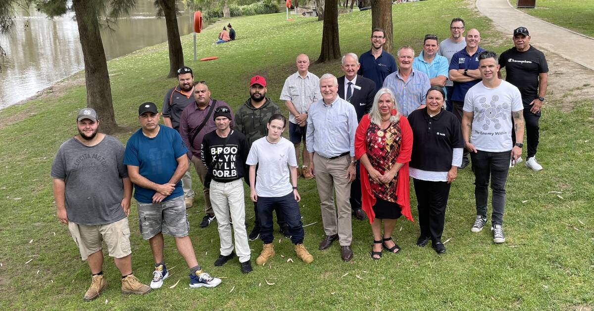GRADUATES: Snowy 2.0 pre-employment participants with Aunty Cheryl Penrith and staff from Snowy Hydro and Future Generation JV and NSW TAFE as well as Riverina MP Michael McCormack and Wagga mayor Greg Conkey. Picture: Rex Martinich