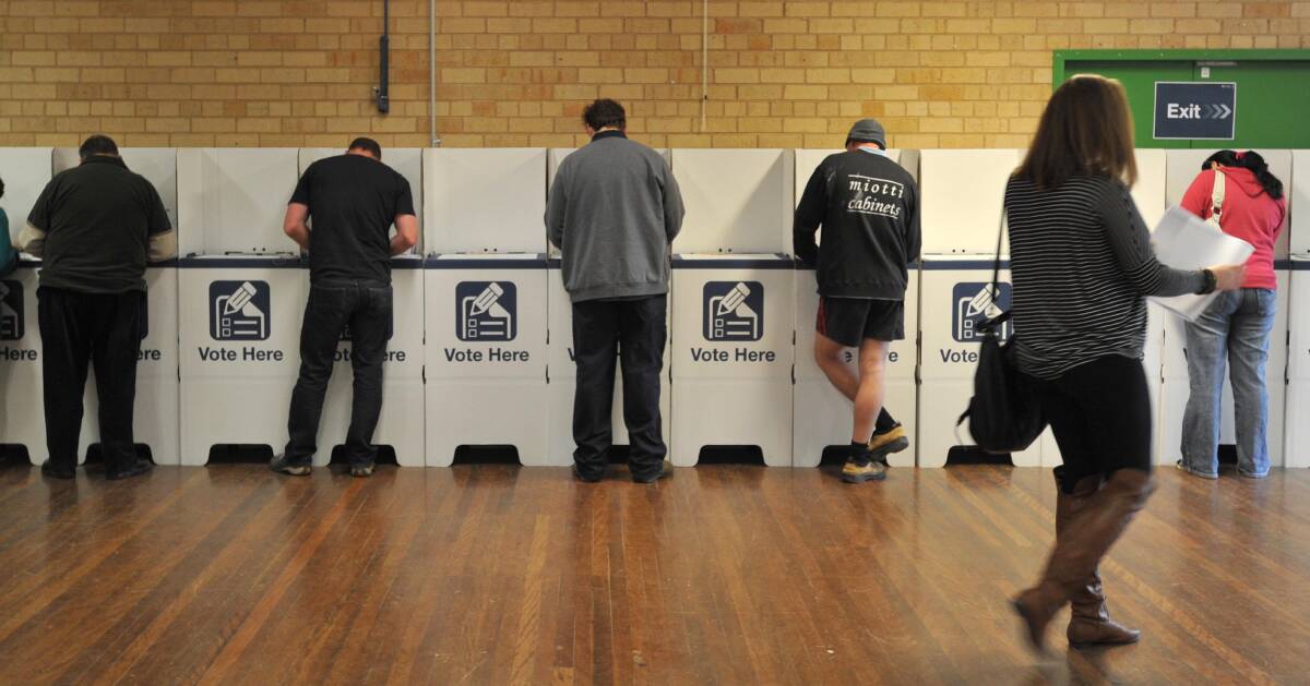Wagga voters cast their ballots at Lake Albert Public in the 2012 council election. The 2020 council election has been delayed again to December this year.