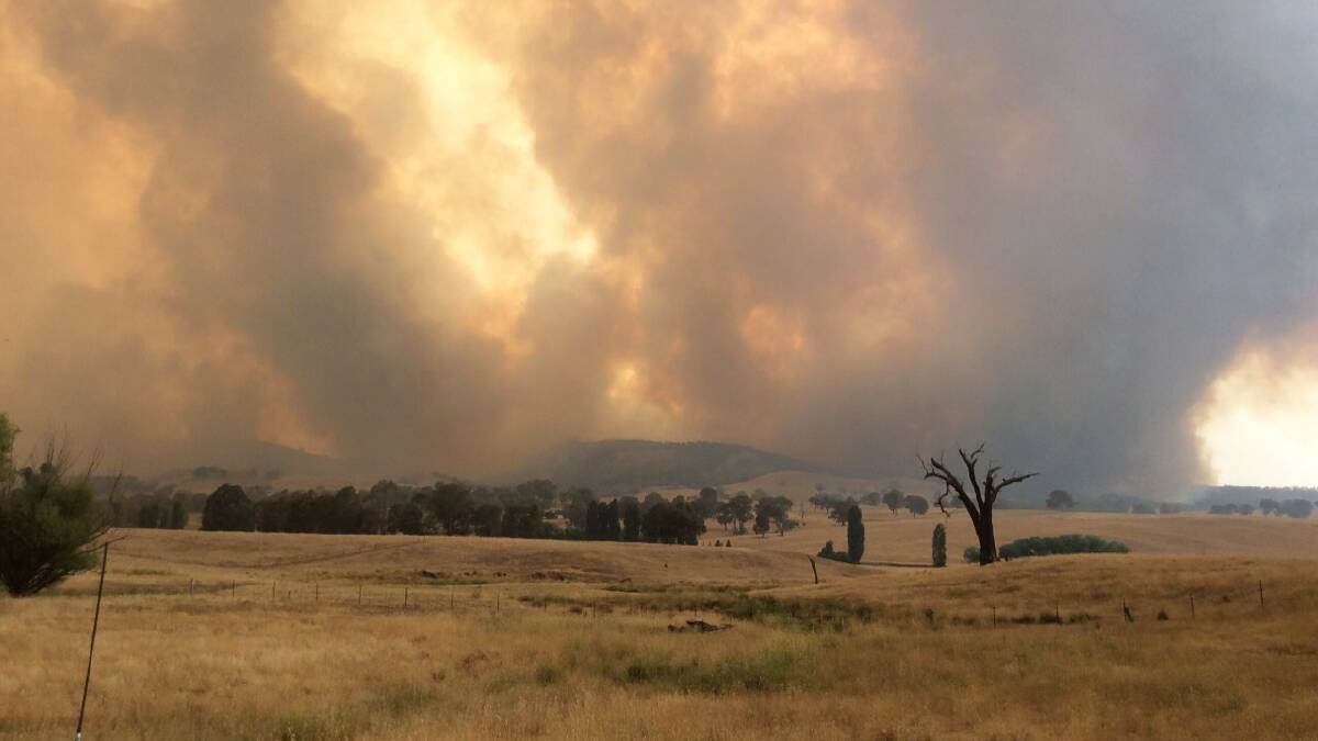 The Dunns Road fire. Picture: Riverina Highlands RFS