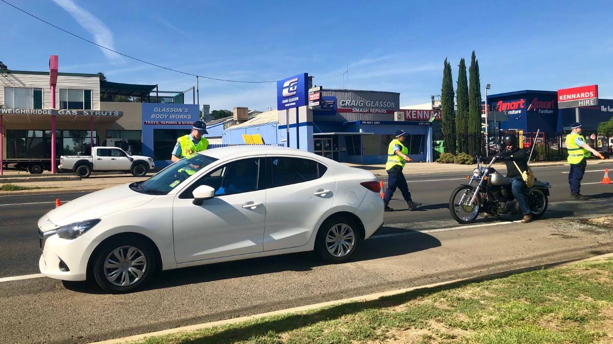 Wagga police conduct breath tests on Sturt Highway in late December 2018. Picture: Toby Vue