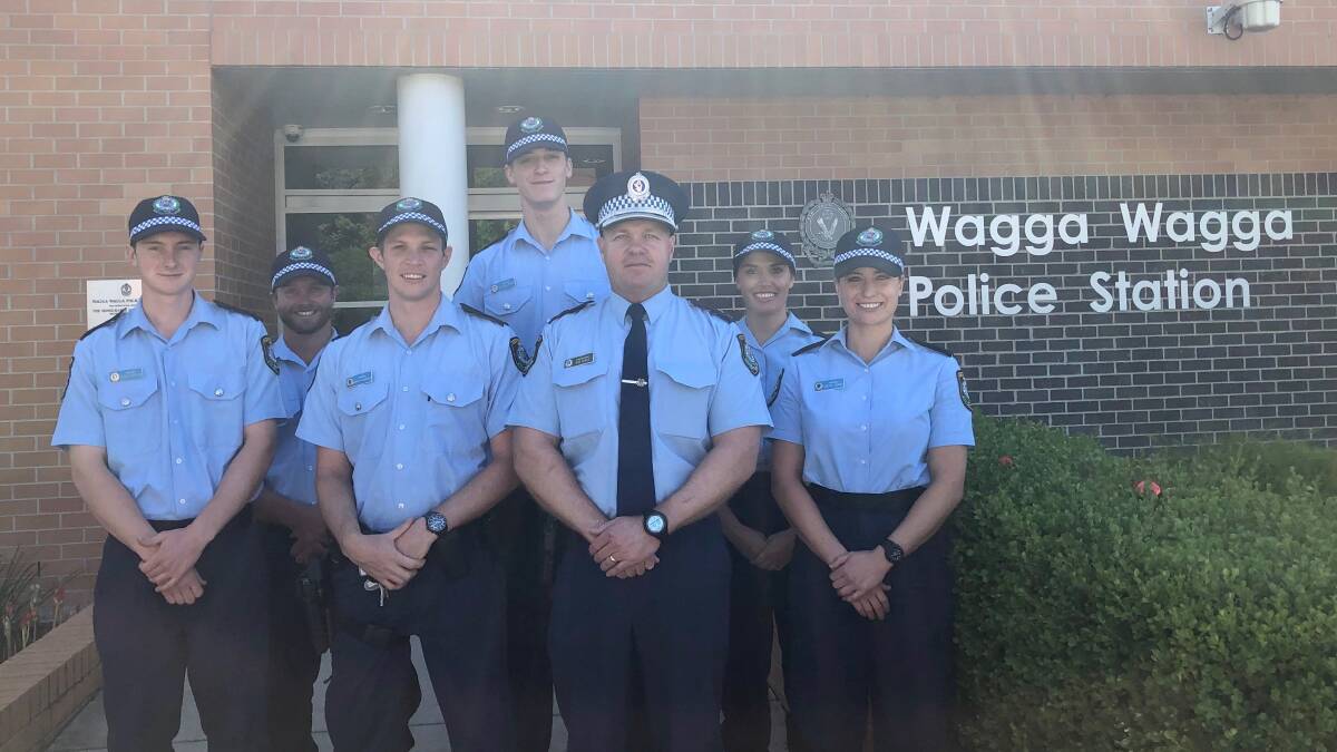 POLICE BOOSTED: Riverina Police District's Superintendent Bob Noble (second from right) with the six new probationary constables. Picture: Toby Vue