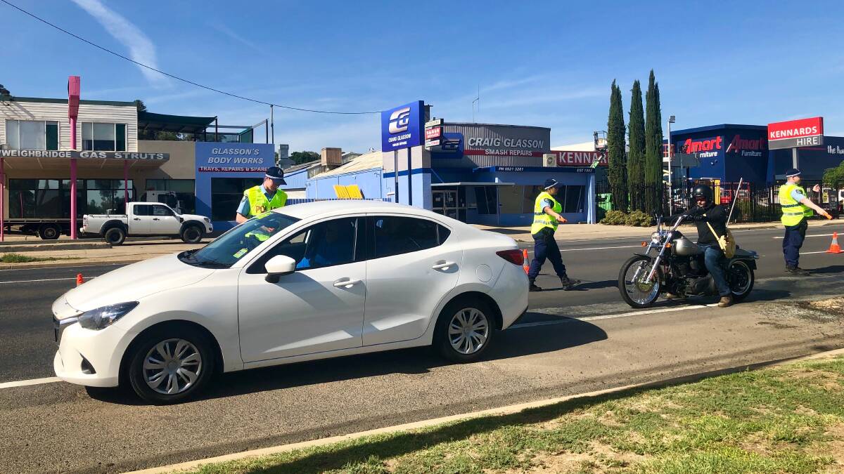 SAFETY FIRST: Wagga police conduct another roadside operation on Sturt Highway, Bolton Park, to detect drink and drug driving on Thursday. Picture: Toby Vue
