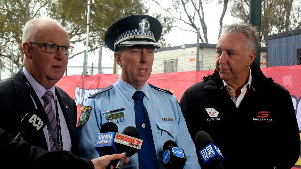 OPERATION LAUNCH: Bathurst mayor Graeme Hanger, acting Assistant Commissioner Greg Moore and Shane Howard from Supercars launch Operation Hoist at the Bathurst 1000. Picture: Rachel Chamberlain