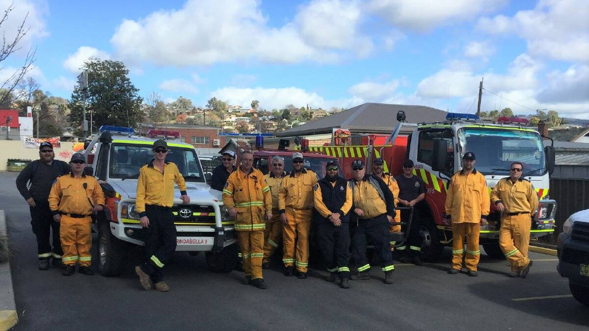 ASSISTANCE: Volunteers from Riverina and Riverina Highlands departing to Yankees Gap fire near Bega. Picture: Riverina Highlands RFS
