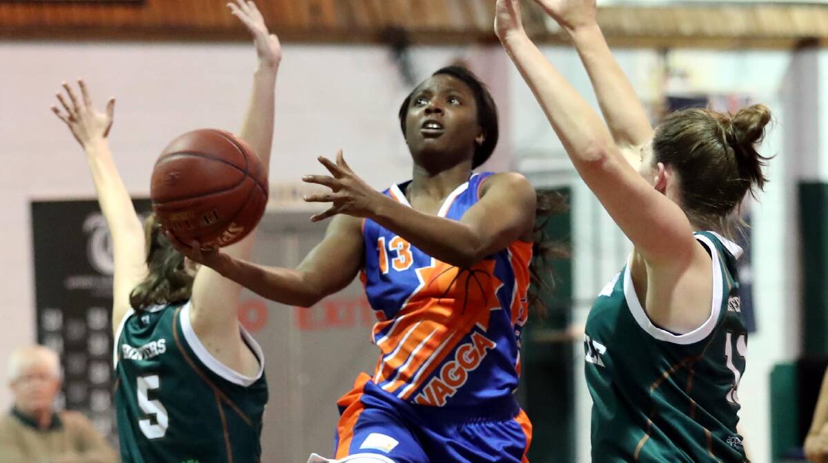UNSTOPPABLE: Shakera Barnes was in imperious touch for the Blaze over the weekend, scoring 56 points in two games. Picture: Les Smith