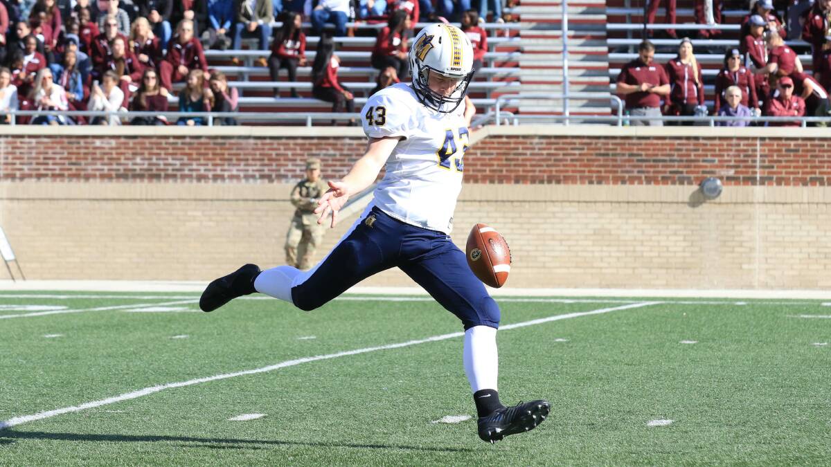 SUPERBOOT: Steve Dawson launches a punt for Murray State Racers during his debut season. Picture: Murray State Athletics