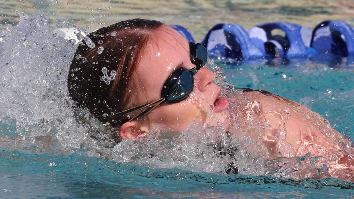 Trinity Cox Smashes 37 Year Old Record In Wagga High School Swimming 