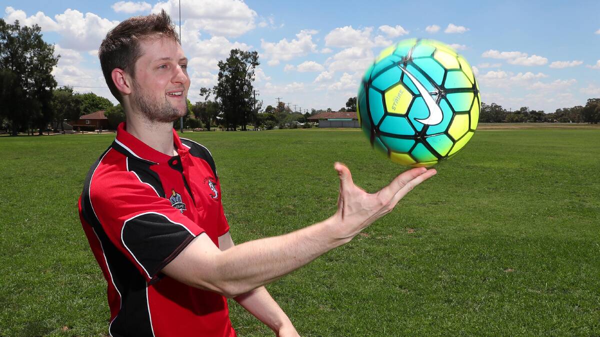PICTURE OF FOCUS: Lake Albert coach Mitch Tinnock is keeping it cool ahead of Sunday's semi final clash with Wagga United in Leeton. 