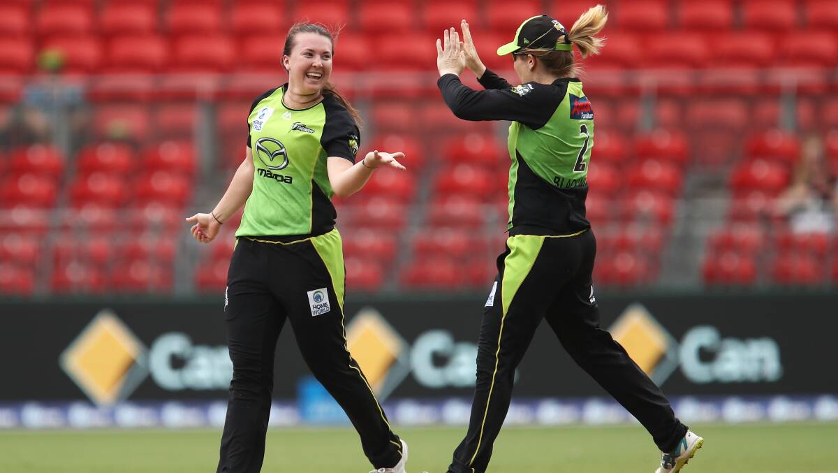 Rachel Trenaman makes a name for herself in WBBL debut. Pictures: AAP