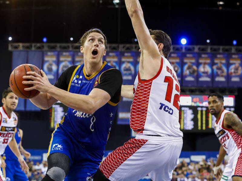 Cameron Bairstow has joined the Hawks in a major coup for the NBL franchise.