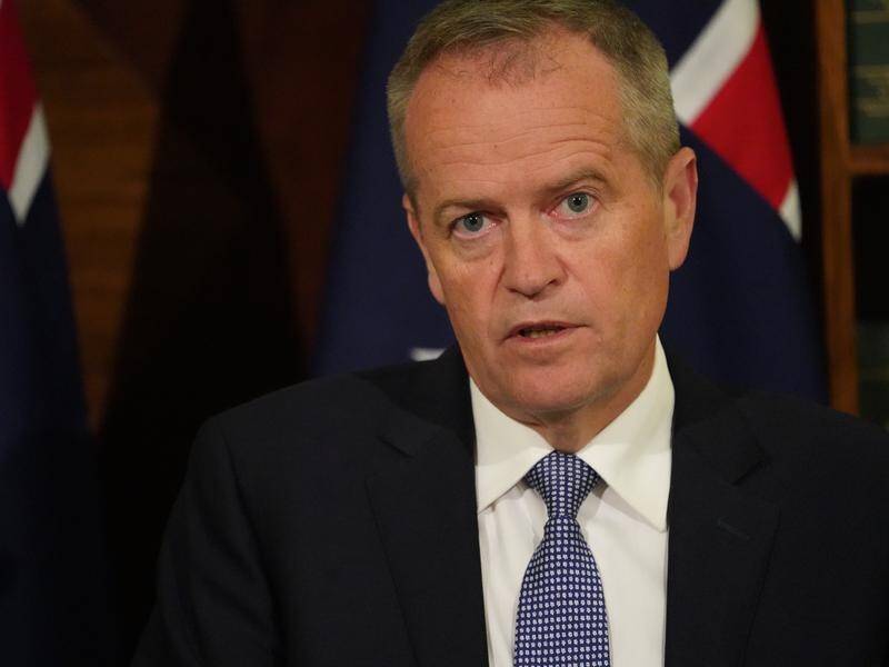 Bill Shorten says the government is wrong to focus on permanent migration for easing congestion.