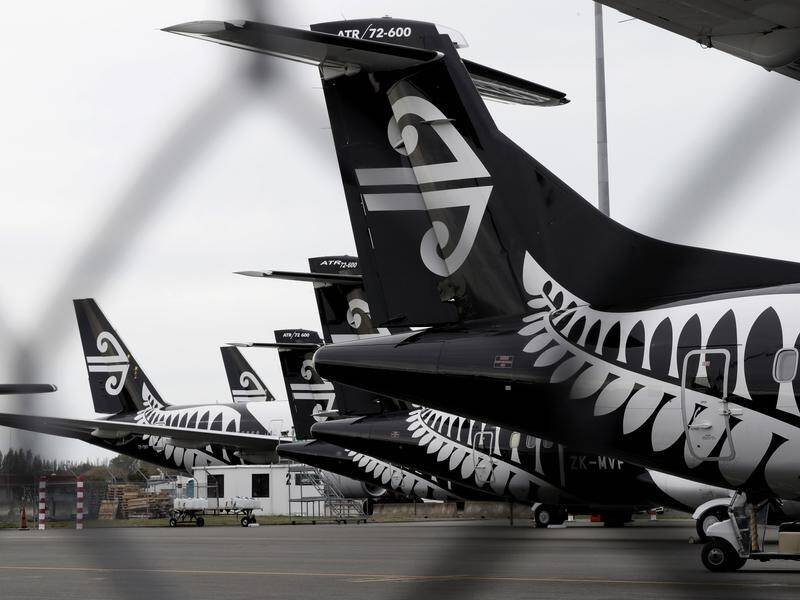 Fifteen flights to Australia offered by Air New Zealand have sold out within three minutes.