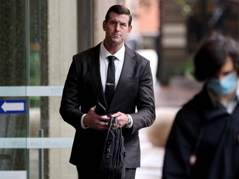 Ben Roberts-Smith has been contradicted by another former SAS soldier about Afghan prisoners.
