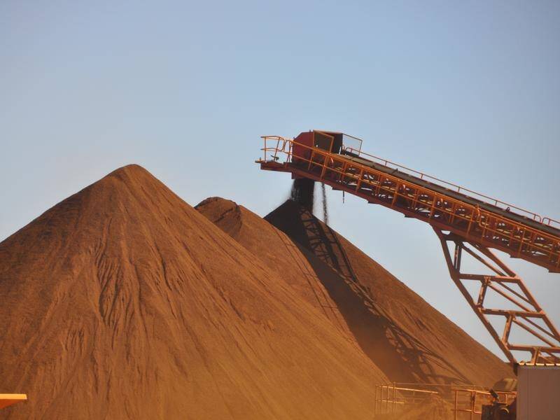 Investment in mining is expected to grow, according to the federal government's economic update.