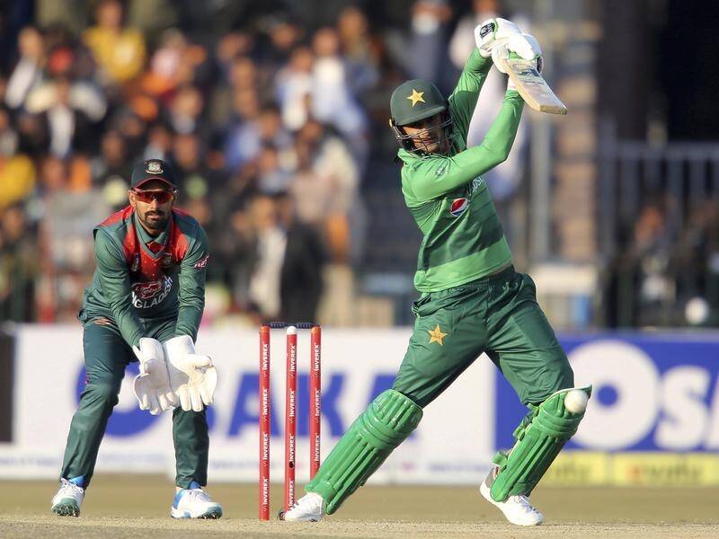 Shoaib Malik (R) will be a late arrival for Pakistan's Test and T20 tour of England.