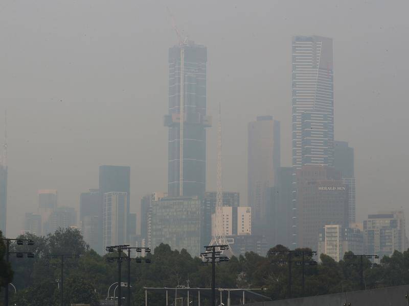 Smoke haze from the Black Summer bushfires affected Melbourne and Sydney.