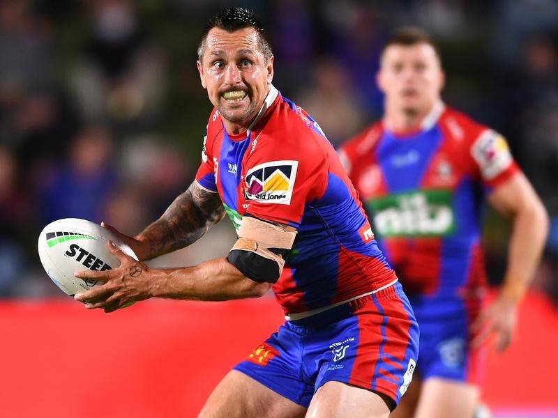 Playmaker Mitchell Pearce has asked the Newcastle Knights to release him from his NRL contract.