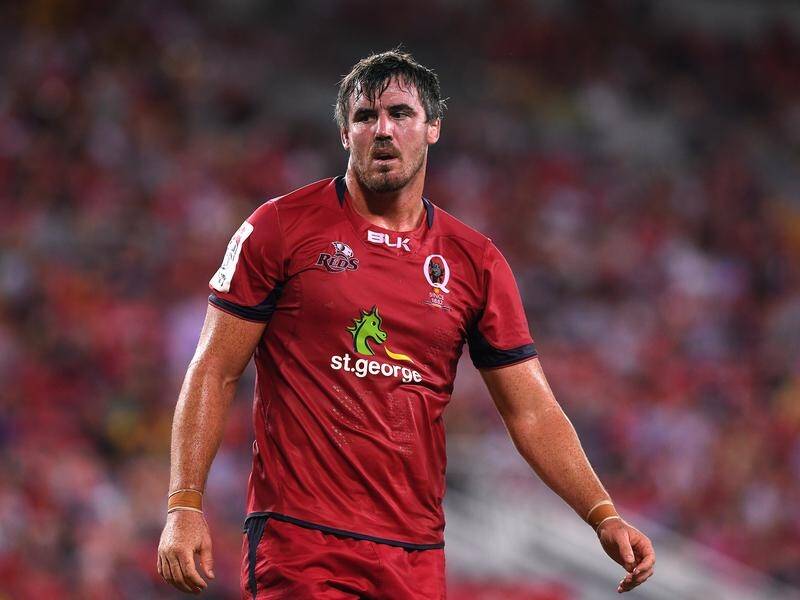 Former Wallaby Kane Douglas will leave the Reds to play club rugby in France next season.