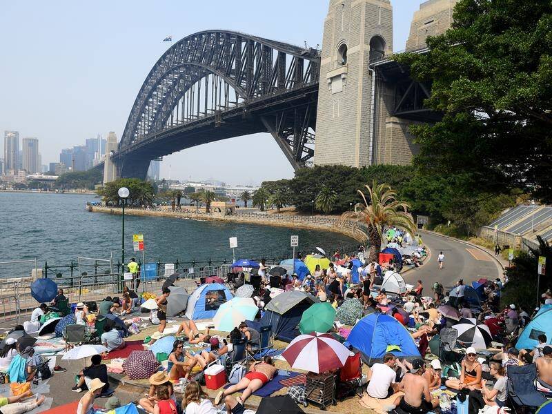 Sydney's NYE fireworks will proceed despite political and community opposition amid the bushfires.