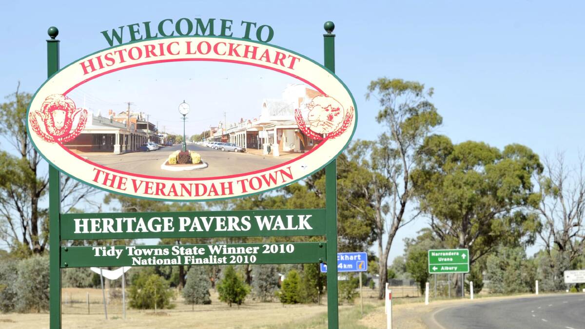 Mental health clinicians from the Murrumbidgee Local Health District (MLHD) will be in Lockhart every working day for the next two weeks to provide support to residents following the deaths of an entire family this week.
