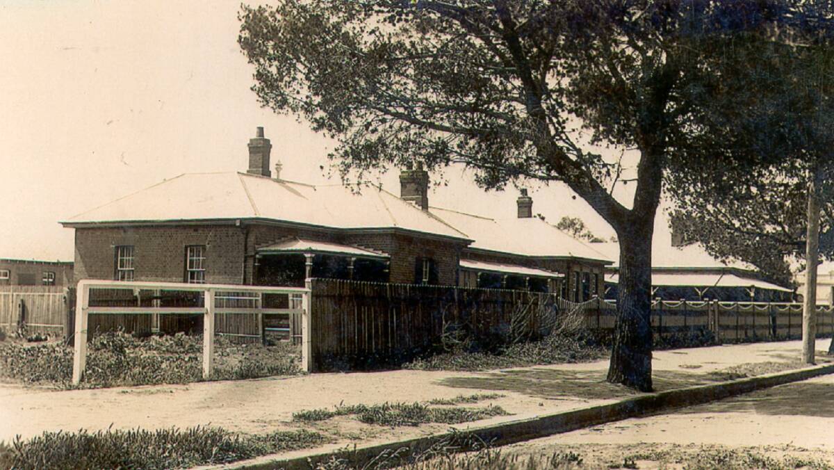POLICING: Wagga Police Barracks and Sergeants quarters in Morrow Street 1927.