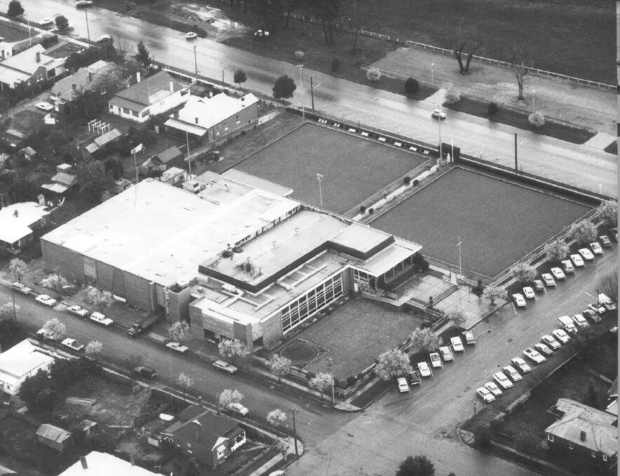 VIEW: Aerial view of the Wagga RSL Club in 1975 after extensions, including new ladies lounge, bistro, bars and Pacific lounge. Picture: Sherry Morris