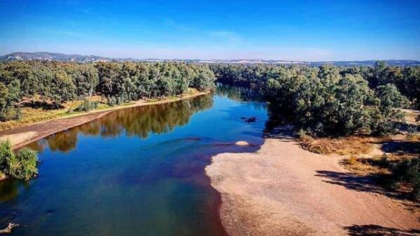 @th_adventures snapped the vast landscape of Wiradjuri Reserve for their entry into the competition.