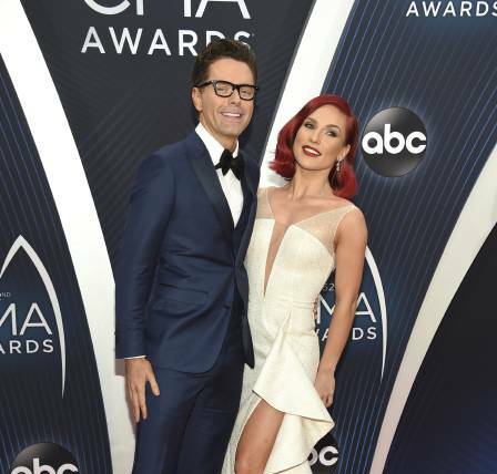 WINNERS: Bobby Bones and Sharna Burgess were awarded the Dancing with the Stars Season 27 Mirrorball trophy on Monday night. Picture: Charles Sykes/Invision/AP