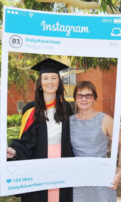 CSU graduate Brittany Griffiths with her mum, Ros Griffiths.