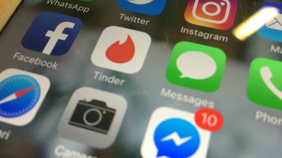Tinder 'used to lure man' before alleged kidnapping
