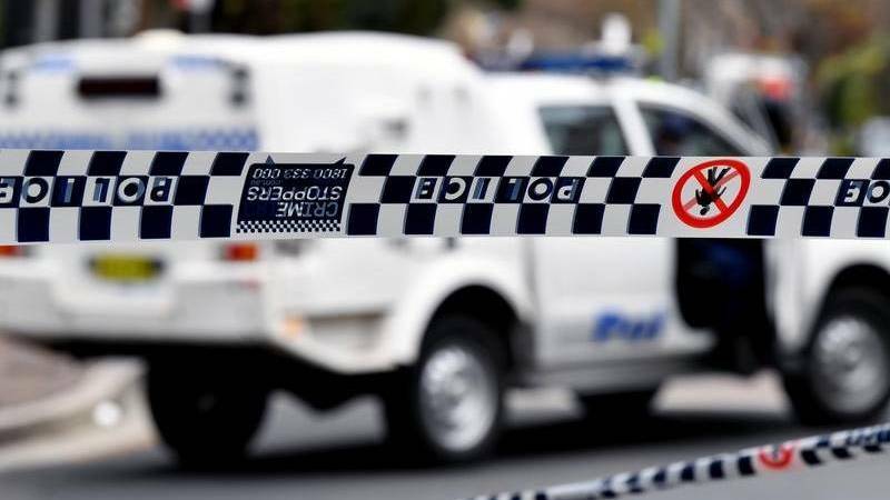 Out-of-towners broke into Riverina club, helped themselves to drinks: police