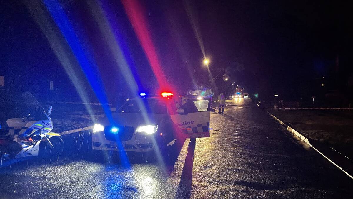 Police have blocked an Ashmont street on Thursday night. Picture: Andrew Mangelsdorf