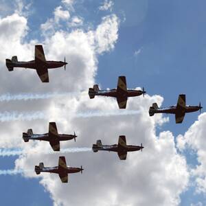 Almost 10,000 attend Temora air show