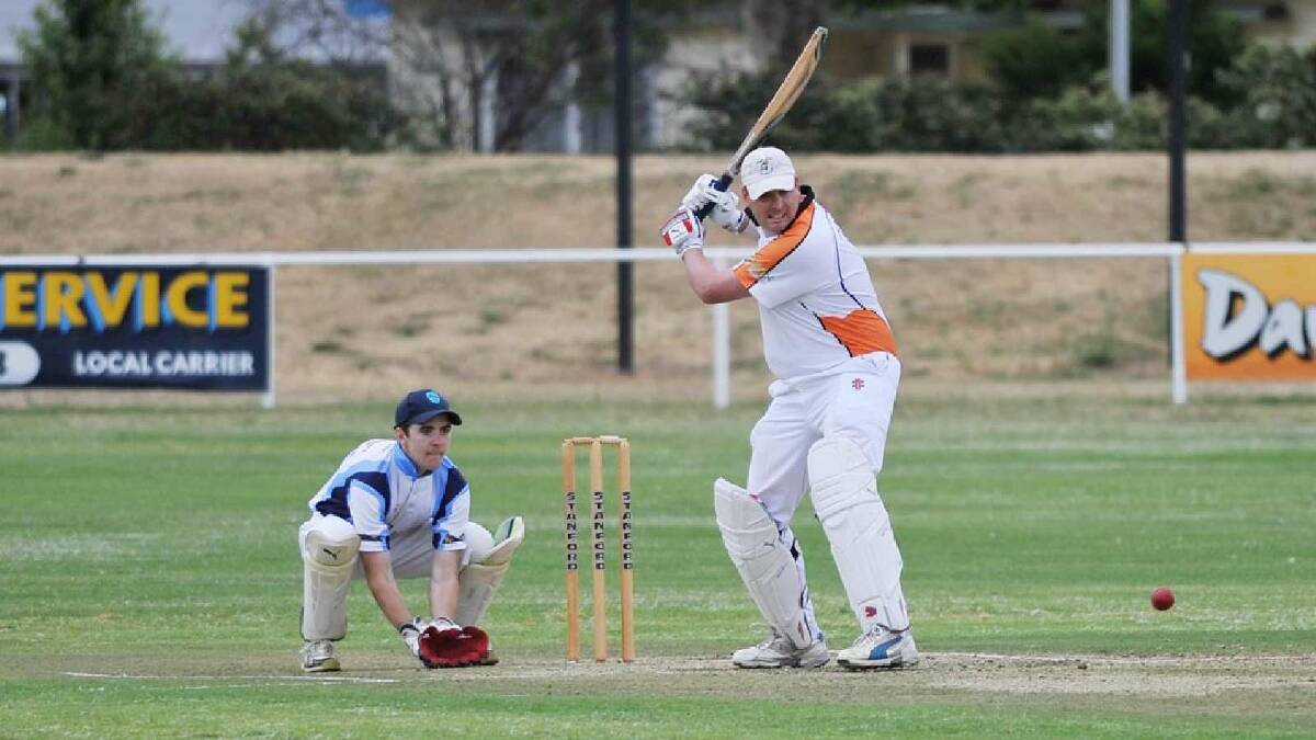 Hayden Dore keeps for South Wagga as Ben McFarland bats for RSL. Picture: Alastair Brook